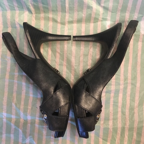 Simply Vera Vera Wang Gray Gems Bling Sandal Heels - Picture 3 of 6